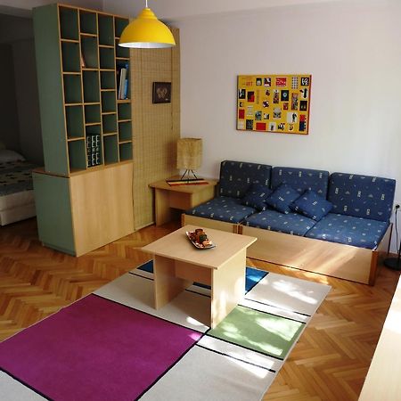 Supercozy Studio Skopje Bagian luar foto